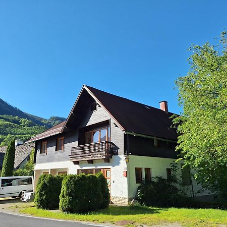 فندق Adventure House بالفو المظهر الخارجي الصورة